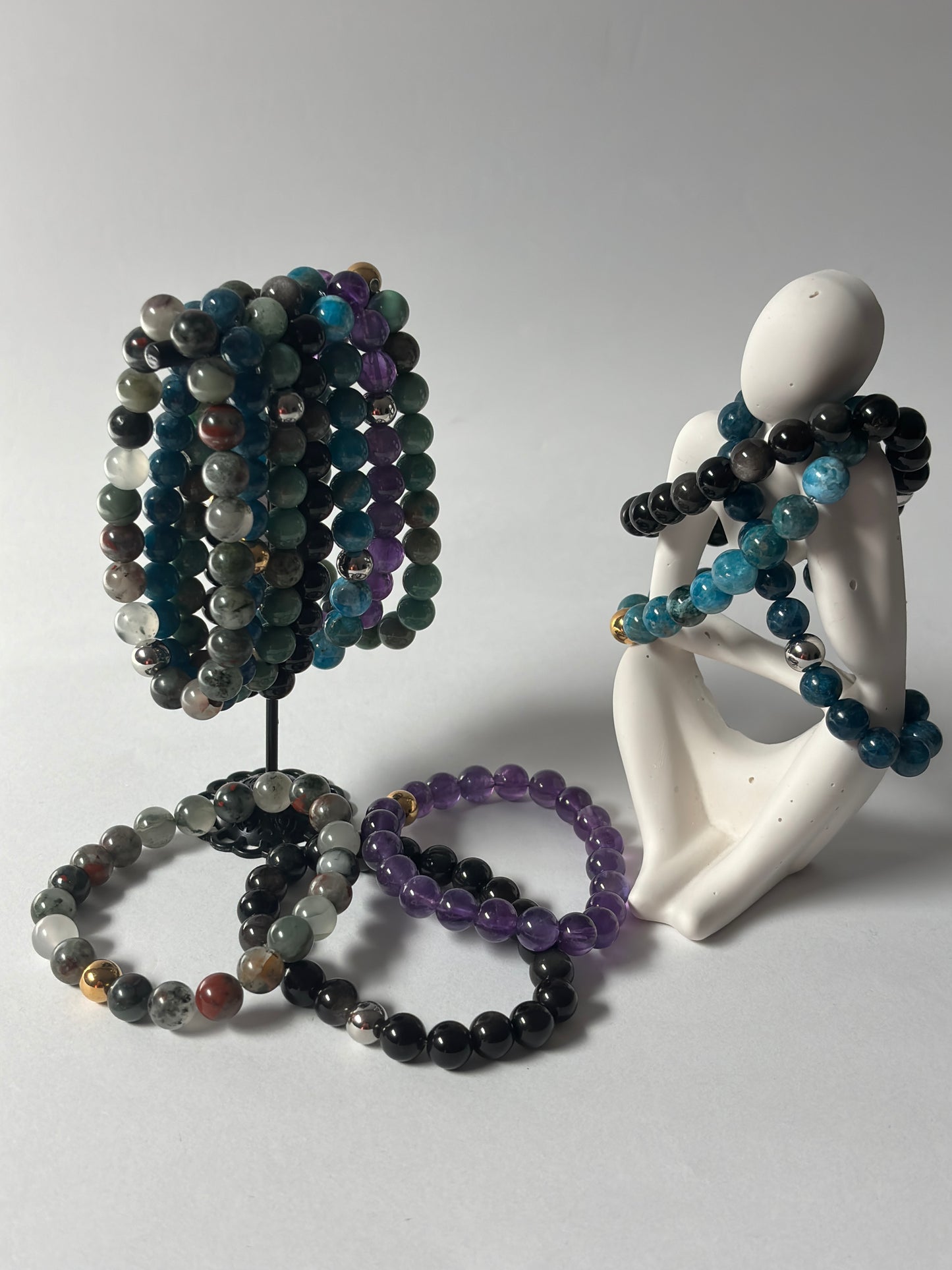 Le bracelet intemporel de pierres 8mm